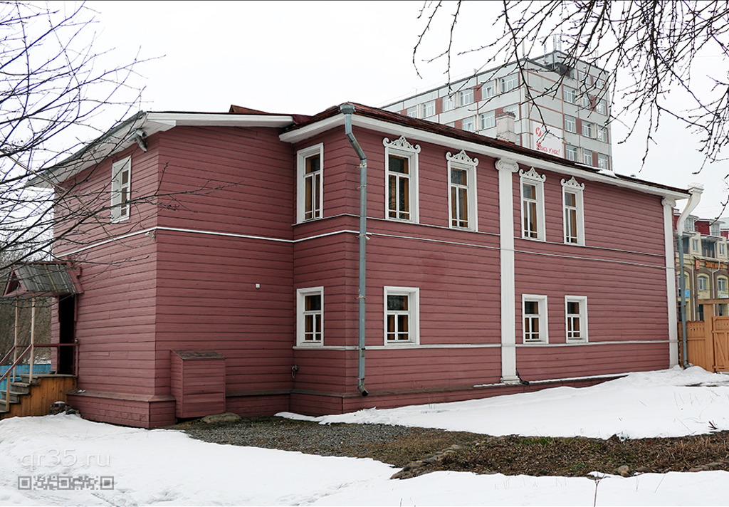 Дом, в котором в 1842 г. родился и жил до 1850 г. В.В.Верещагин