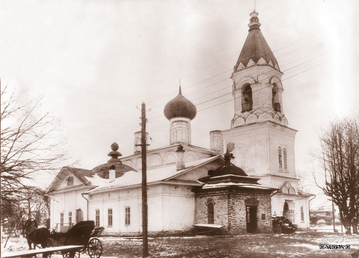 Успенский собор с теплой церковью Сергия Радонежского