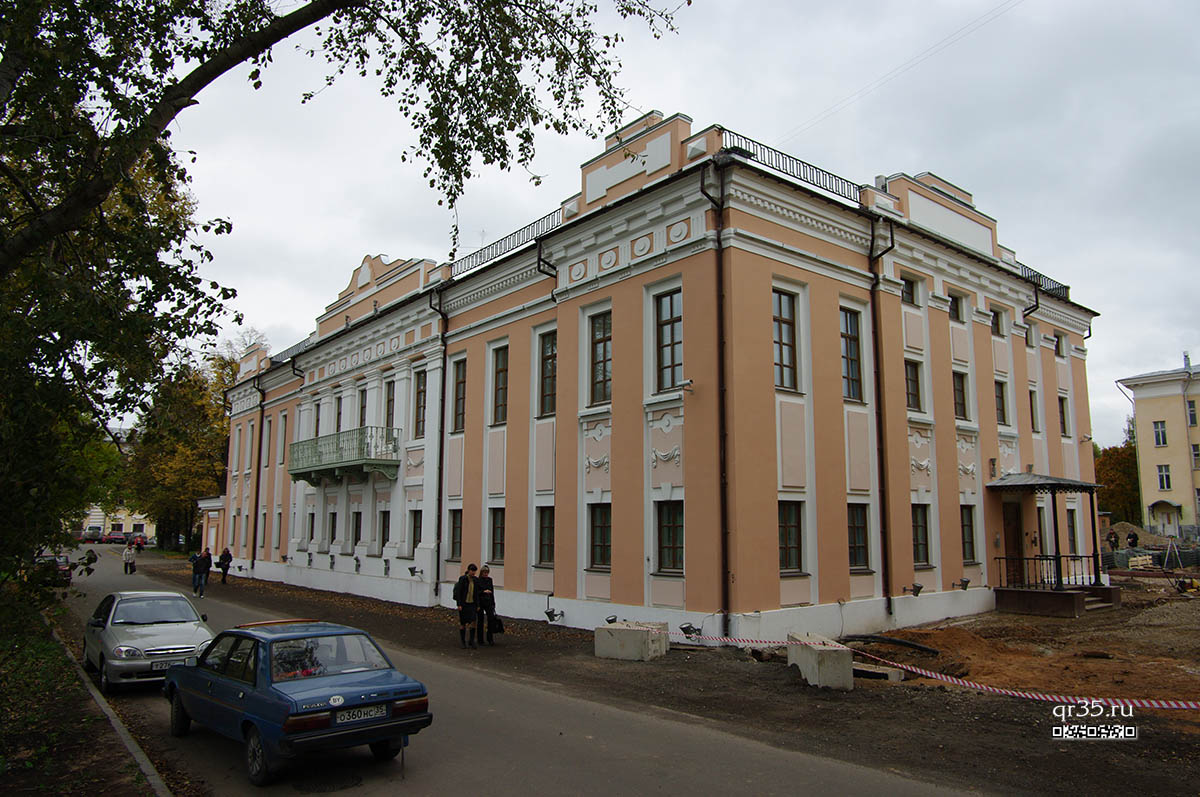 Губернаторский дом (ул. Ленина, 19)