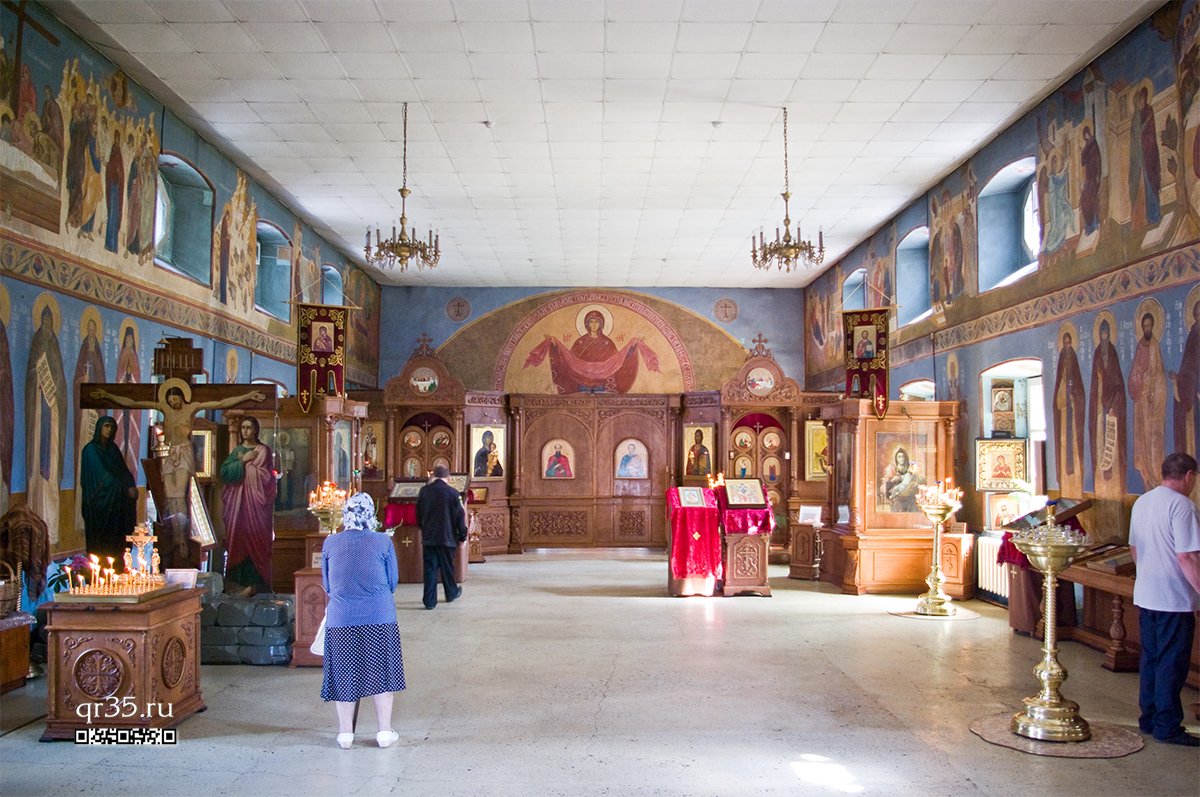 Церковь Покрова на Козлене с фресками