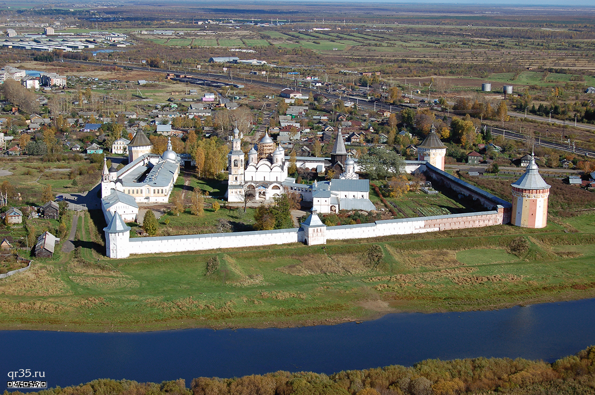 Ансамбль Спасо-Прилуцкого монастыря
